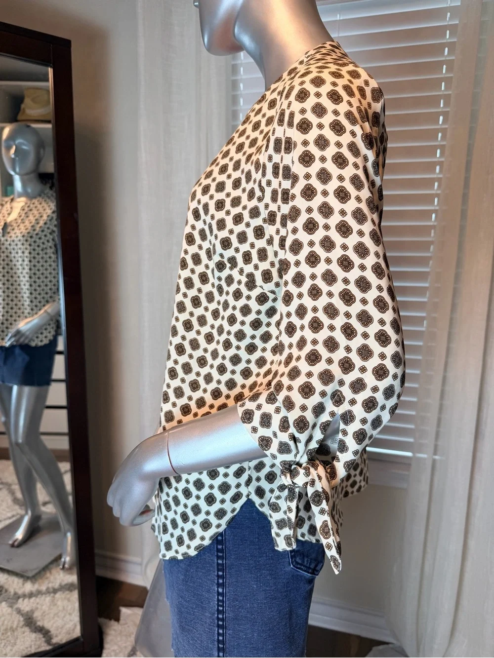 Michael Kors Medallion Print Blouse Medium Tie Sleeve Split Neck Career Top